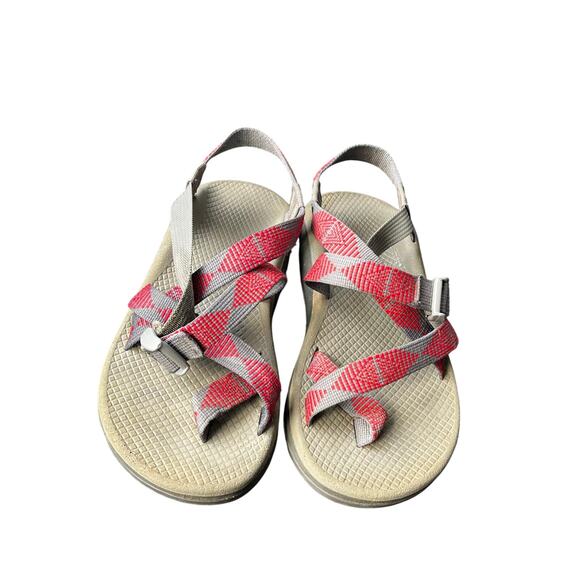 Chaco Women’s Sandals Sz 7M Gray/ Red Adjustable Straps Hiking Outdoor EUC - Picture 3 of 6